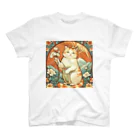 ゆまちゃんの開運雑貨屋さんの幸運を招いてない猫。花を持ってるだけよね Regular Fit T-Shirt