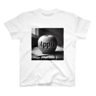 yuriseのモノトーンAppleグッズ Regular Fit T-Shirt