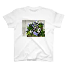 hati-catのパンジー　パープルベース Regular Fit T-Shirt