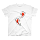 ほんわか工場の錦鯉ちゃん Regular Fit T-Shirt