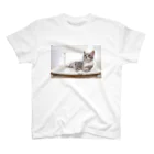 Aiko Nakanoのcat_20190506_8165 Regular Fit T-Shirt