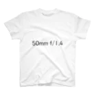 kinopeの単焦点レンズTシャツ（50mm f/1.4） Regular Fit T-Shirt