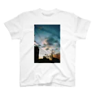 Tommy_is_hungryの夕方 スタンダードTシャツ
