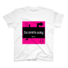 ゆるゆる生きる虎子のGo one’s way Regular Fit T-Shirt
