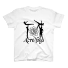 JuggernautCheerのAcroYoga BirdOmStar Regular Fit T-Shirt