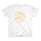 フラワーオブライフ（神聖幾何学）専門店のフラワーオブライフ（gold） Regular Fit T-Shirt