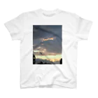 equal6006の夕方の雨雲 Regular Fit T-Shirt