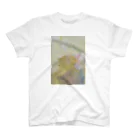 小さな野原のDecomposition of photo by soil(White Flower) スタンダードTシャツ