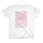 ℂ𝕙𝕚𝕟𝕒𝕥𝕤𝕦 ℍ𝕚𝕘𝕒𝕤𝕙𝕚 東ちなつのgarden dream /pink Regular Fit T-Shirt