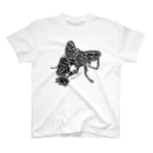 TOMOKUNIのAnimalia Kinky “ Black Fly ” スタンダードTシャツ