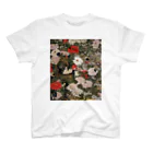 THEFUKURIのPeonies and Small Birds Regular Fit T-Shirt