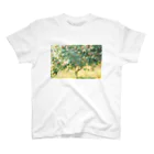 写真屋 プリントショップのフォートイナガキの椿の木 スタンダードTシャツ