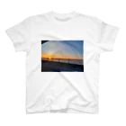 Heureuxの夕日Tシャツ スタンダードTシャツ