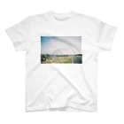 はち / きまぐれハチログのフィルム 河川敷 スタンダードTシャツ