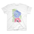 出虹の青赤花 Regular Fit T-Shirt