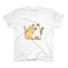 かわいいもののおみせ　いそぎんちゃくの表裏印刷　仲良し猫　茶トラ&ポインテッド Regular Fit T-Shirt