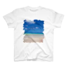 南ぬ楽園「ぱいぬらくえん」のニシ浜から望む Regular Fit T-Shirt