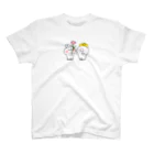 AKIRAMBOWのSpoiled Rabbit Flower / あまえんぼうさちゃん フラワー Regular Fit T-Shirt