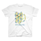 NYACHA&BOOCHAのさんかくガラガラにゃーちゃ、 Regular Fit T-Shirt