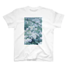 ななこの白薔薇 Regular Fit T-Shirt