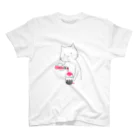 ゆいぼんのかき氷にシロップをかける猫(いちご) Regular Fit T-Shirt