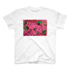 石倉かよこのグッズショップのGeranium-011 スタンダードTシャツ