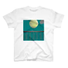 いつまでも子供のままの眠れぬ月夜。virtual Regular Fit T-Shirt