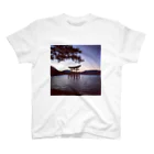 store.ichigohimeのMiyajima's sunset Regular Fit T-Shirt