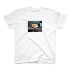 JinCHASE28ののほほんぷちょちゃんは猫。 スタンダードTシャツ