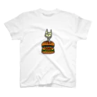 キヨのモノのハンバーガーに苦悩するネコサン Regular Fit T-Shirt