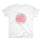 liliariumのあの丘の麓に咲く躑躅 Regular Fit T-Shirt