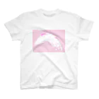 白魔女の館の天使の羽 Regular Fit T-Shirt