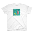 Mr.azzurroの釣りをするピンクの犬くん スタンダードTシャツ