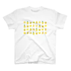 カッコーのお店の黄色いフルーツのパターン Regular Fit T-Shirt