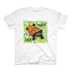 316(MIHIRO)の子亀のクサガメちゃん カラフル Regular Fit T-Shirt