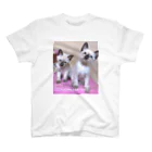 Siamese cat シャムのSiamese cat シャム猫 スタンダードTシャツ