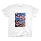 Nyustoreの桃の花 Regular Fit T-Shirt