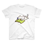 Hello Happy Catのじろにゃんなんか描いてるよ Regular Fit T-Shirt