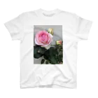 Glowの薔薇 Regular Fit T-Shirt