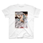育実の午後3時 Regular Fit T-Shirt