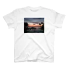 nenasi_gusaの南国の夕暮れ Regular Fit T-Shirt