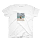 moy_liuのLonely beach スタンダードTシャツ