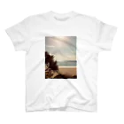 OmShantiのSunshine beach スタンダードTシャツ