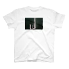 UKIYO Film StudioのHikari スタンダードTシャツ