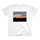 ばにーすぺーの夕焼けぞら スタンダードTシャツ