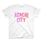 JIMOTO Wear Local Japanの足立区 ADACHI CITY ロゴピンク Regular Fit T-Shirt