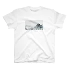 yu-designのSnowy Mountain Regular Fit T-Shirt