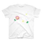 kozukuzukzの椿（白/ピンク） Regular Fit T-Shirt