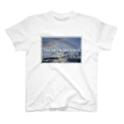 香芹工房のthe sky's the limit  Regular Fit T-Shirt