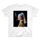 DRIPPEDのくわえタバコの少女 咥えタバコの少女-真珠の耳飾りの少女- Regular Fit T-Shirt